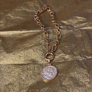 Elegant Gold Coin Pendant Necklace